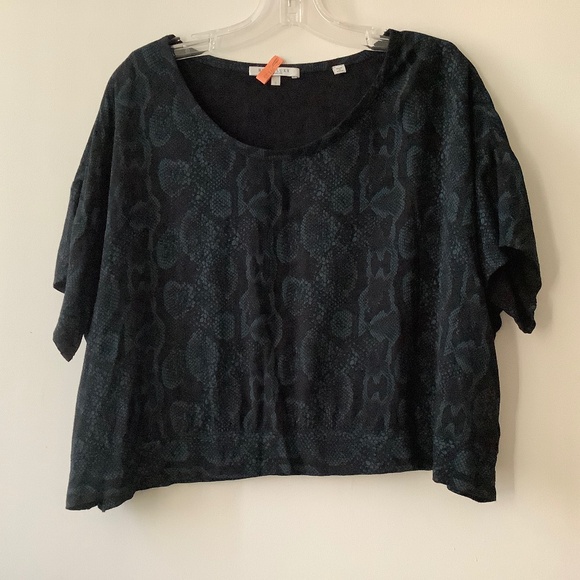 Bella Luxx Los Angeles short sleeves Tshirt blouse - Picture 1 of 8